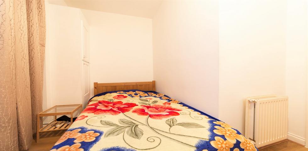 			LET, 2 Bedroom, 1 bath, 1 reception Flat			 Randolph Avenue, MAIDA VALE